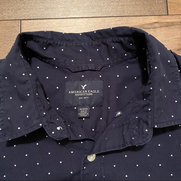 American Eagle short sleeve button down - Picture 2 of 3